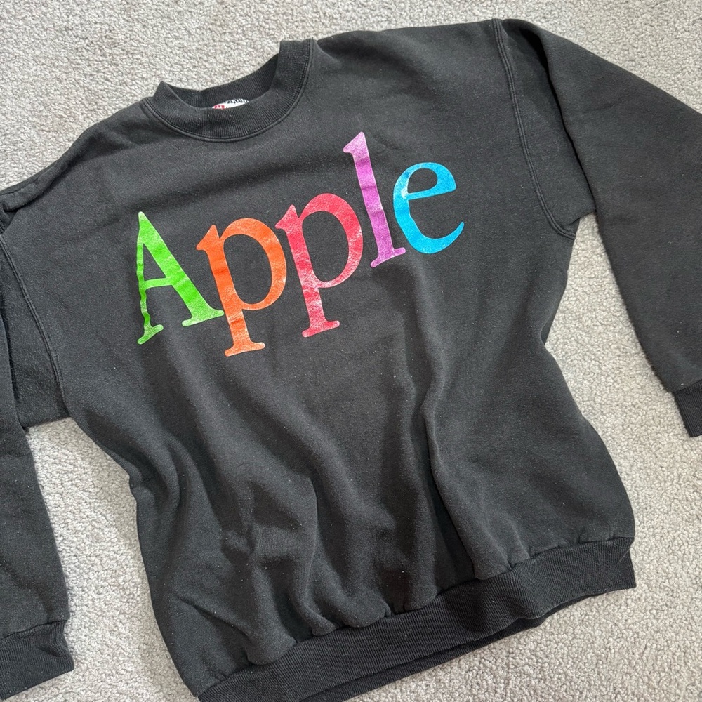 Vintage 90s Apple Computer logo sweatshirt Unisex Large Inc Spellout